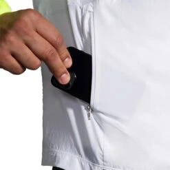 Brooks | Men's Run Visible Convertible Jacket -Sportswear Promotions 211406134 M Brooks RunVisibleConvertibleJacket pocket