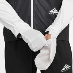 Nike | Men's SF Trail Windrunner Jacket -Sportswear Promotions CZ9054 010 PHSYM004 2000