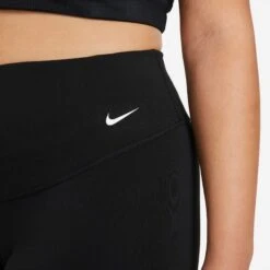 Nike | Women's One Dri-Fit MR 7 Inch Short 8 Nike | Women's One Dri-Fit MR 7 Inch Short -Sportswear Promotions DD0243 010 F nike One Dri Fit MR 7Inch Short wasit