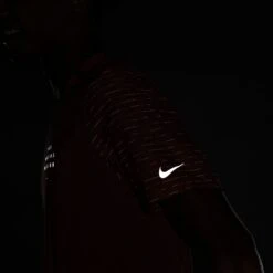 Nike | Men's Dri-Fit Run Division NV Rise 365 SS -Sportswear Promotions DD4851814 M nike dfrdnvrise365ss reflect2