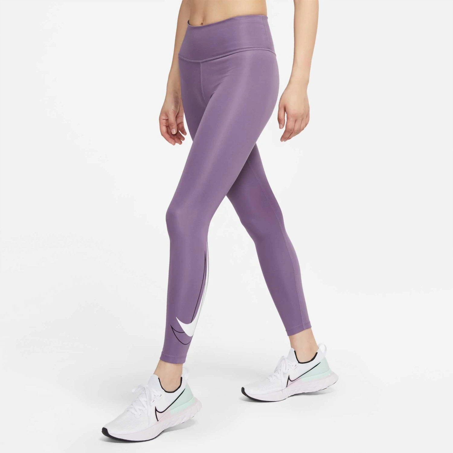 Nike | Women's Dri-Fit Swoosh Run 7/8 Tight 1 Nike | Women's Dri-Fit Swoosh Run 7/8 Tight