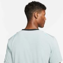 Nike | Men's DF Trail Rise 365 SS 9 Nike | Men's DF Trail Rise 365 SS -Sportswear Promotions DM4646 013 M Nike DFTrailRise365SS backclose