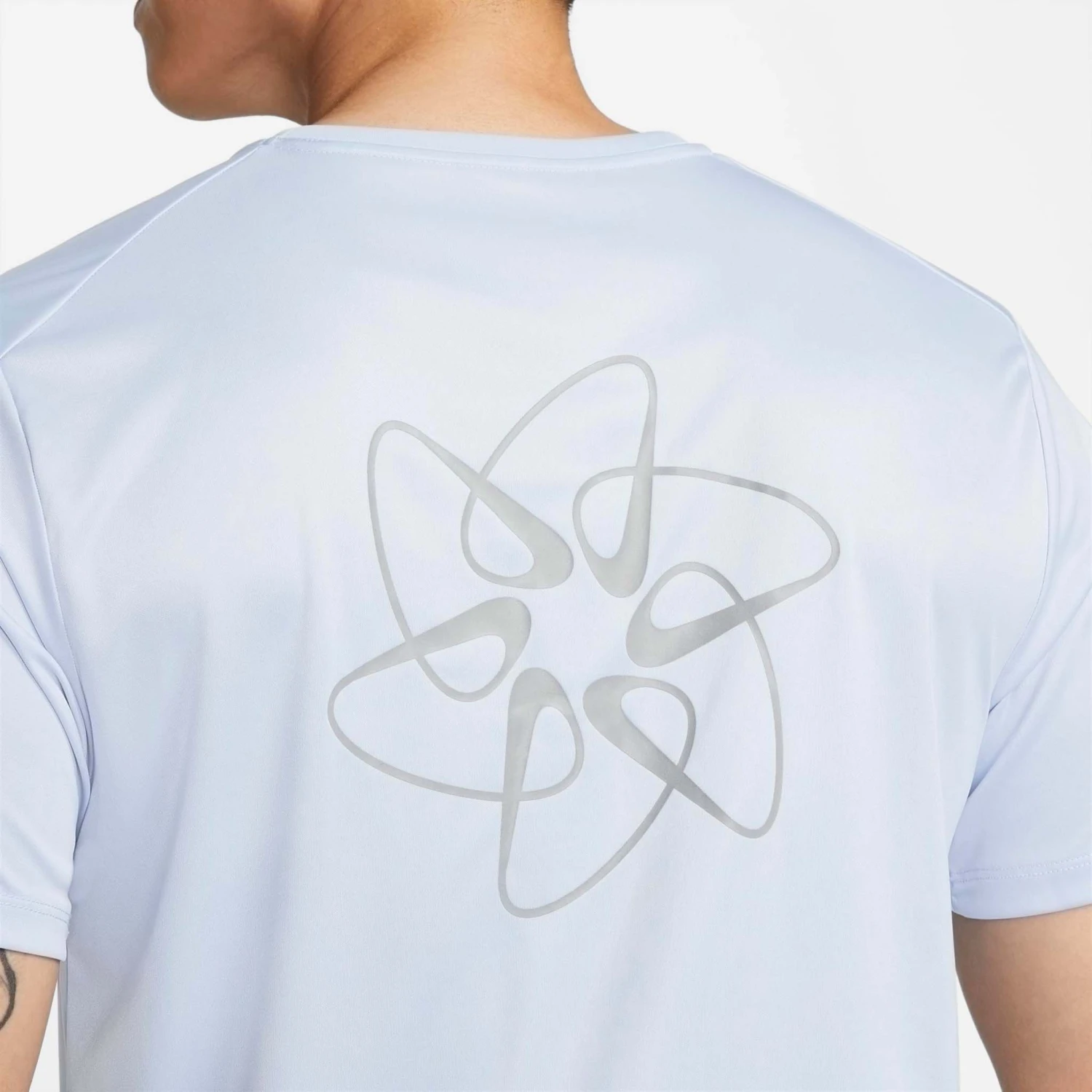 Nike | Men's DF UV Run Division Miler GX SS 4 Nike | Men's DF UV Run Division Miler GX SS - Image 4