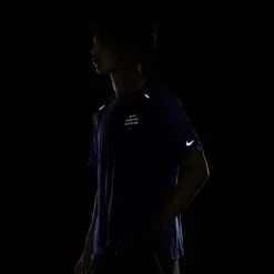 Nike | Men's DF ADV Run DVN Techknit SS -Sportswear Promotions DM4765011 M Nike DFADVRunDVNTechknitSS Dark