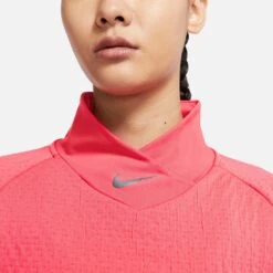 Nike | Women's TF Run Division Midlayer -Sportswear Promotions DM7553 648 W Nike TFRunDivisionMidlayer frontclose
