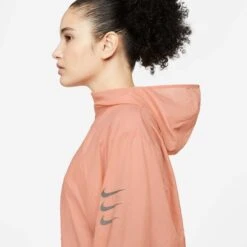 Nike | Women's Run DVN PKBL Jacket -Sportswear Promotions DM7753 824 W Nike RunDVNPKBLJacket side