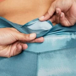 Nike | Women's One Luxe DF MR Tight Plus 7 Nike | Women's One Luxe DF MR Tight Plus -Sportswear Promotions DQ4140 058 W Nike OneLuxeDFMRTightPlus pocket