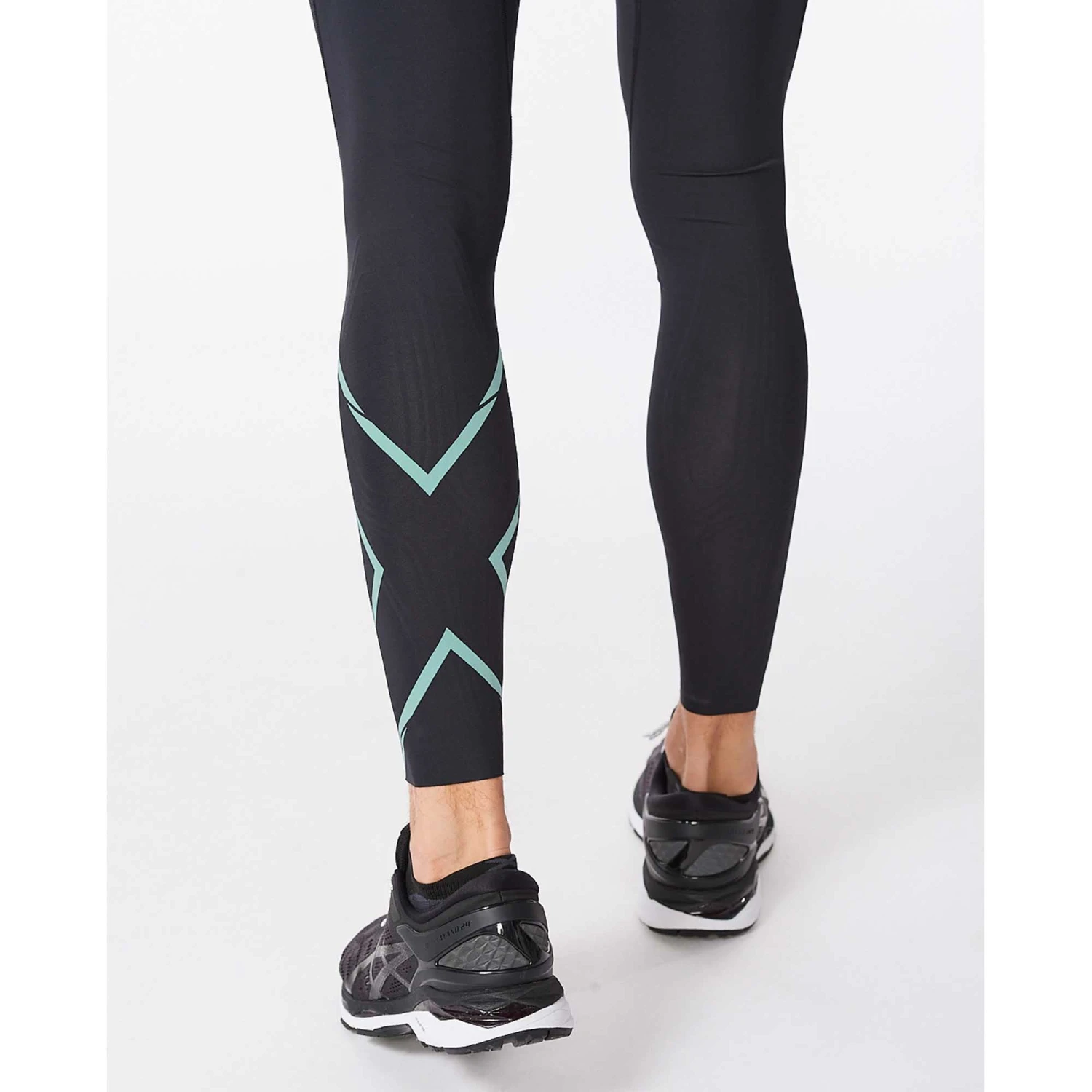 2XU | Men's Light Speed Compression Tights 6 2XU | Men's Light Speed Compression Tights - Image 6