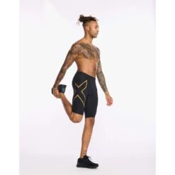 2XU | Men's Light Speed Compression Short 8 2XU | Men's Light Speed Compression Short -Sportswear Promotions MA5331bBLKTUF M 2XU LightSpeedCompressionshort sidefullonbody