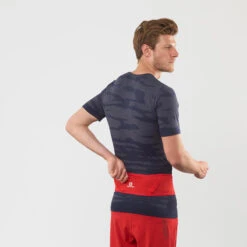 Salomon | Unisex Pulse Running Belt -Sportswear Promotions lc1304100 1 mod pulse belt gojy berr 6.jpg.cq5dam.web .1248.1248 5